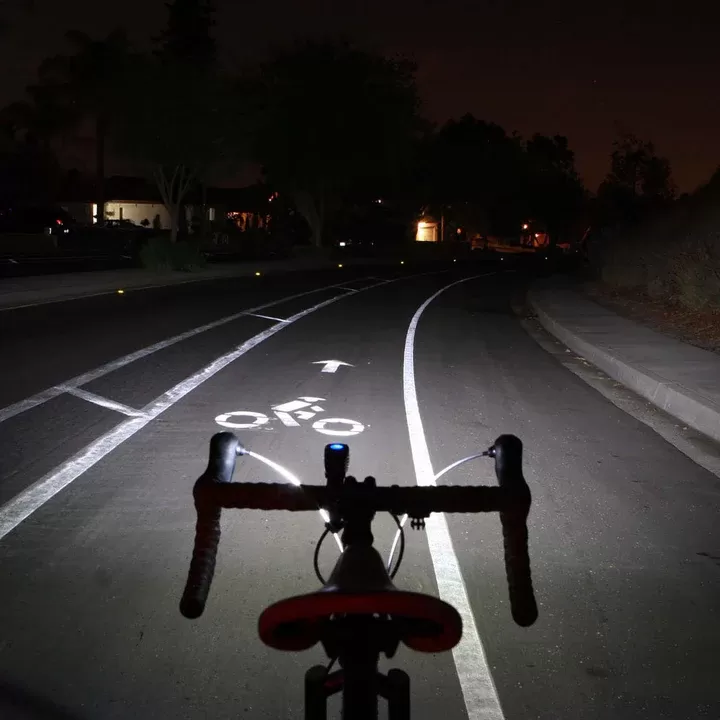 Éclairage AV LUMINA 1000 BOOST NITERIDER